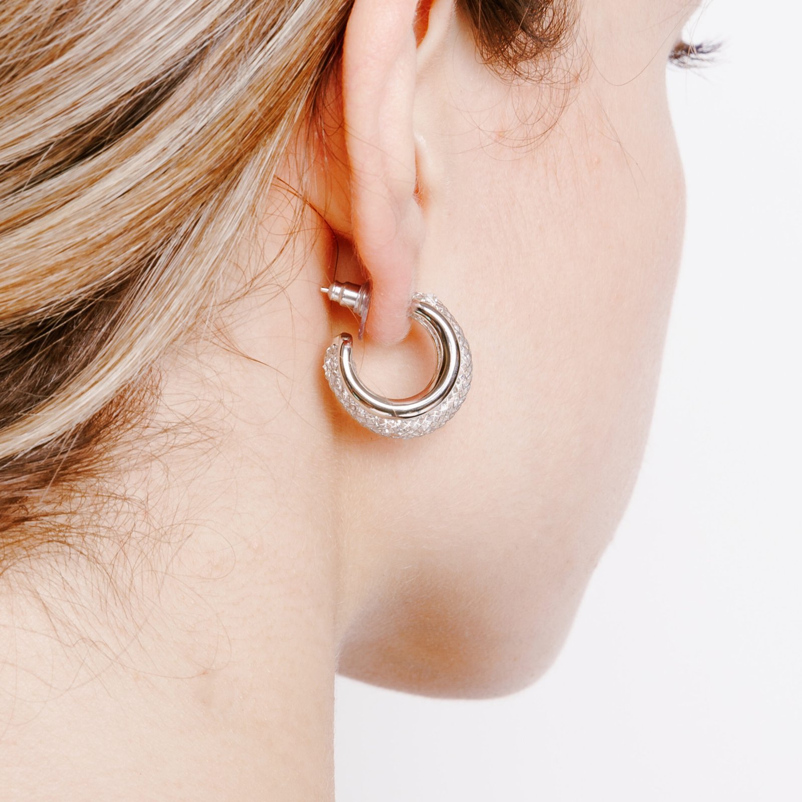 SKU-01-0050-S-2-MODEL